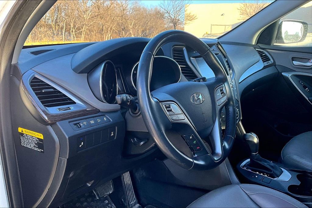 Used 2017 Hyundai Santa Fe Sport image 9