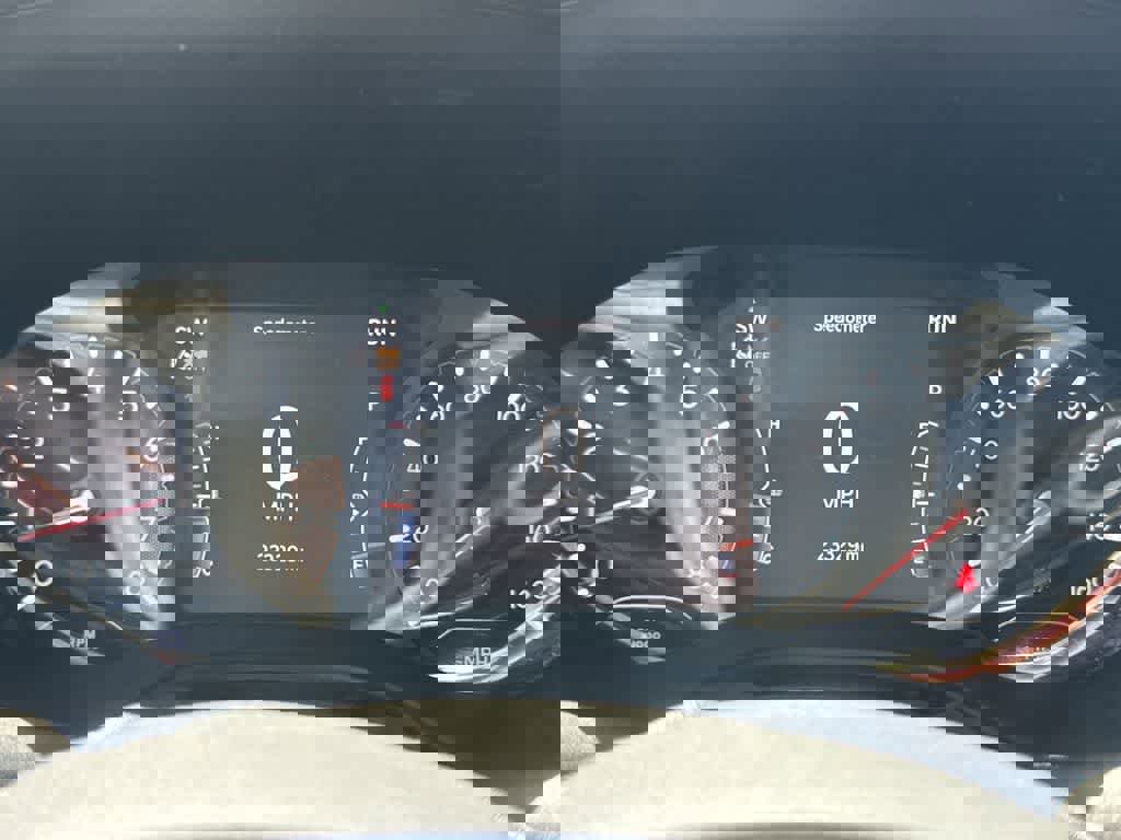 Used 2023 Jeep Compass Latitude image 16