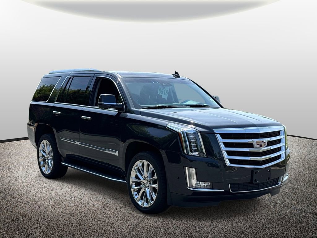 Used 2019 Cadillac Escalade Luxury AWD/4WD image 1