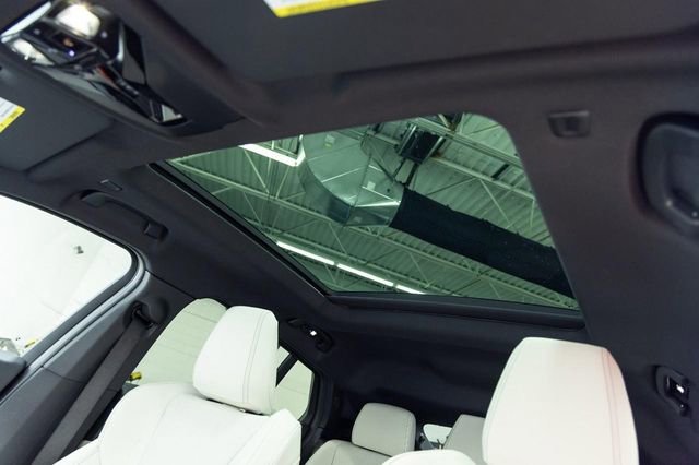 New 2026 BMW X2 xDrive28i image 16