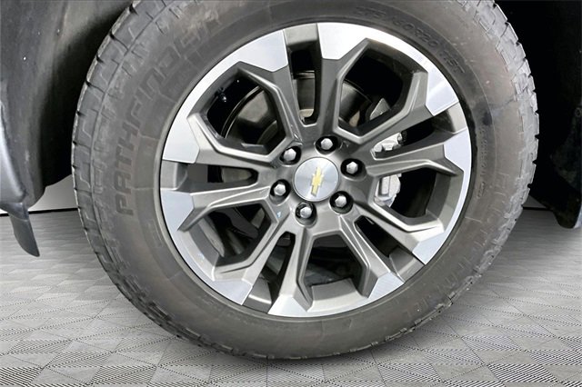 Used 2024 Chevrolet Silverado 1500 High Country w/ Technology Package image 34