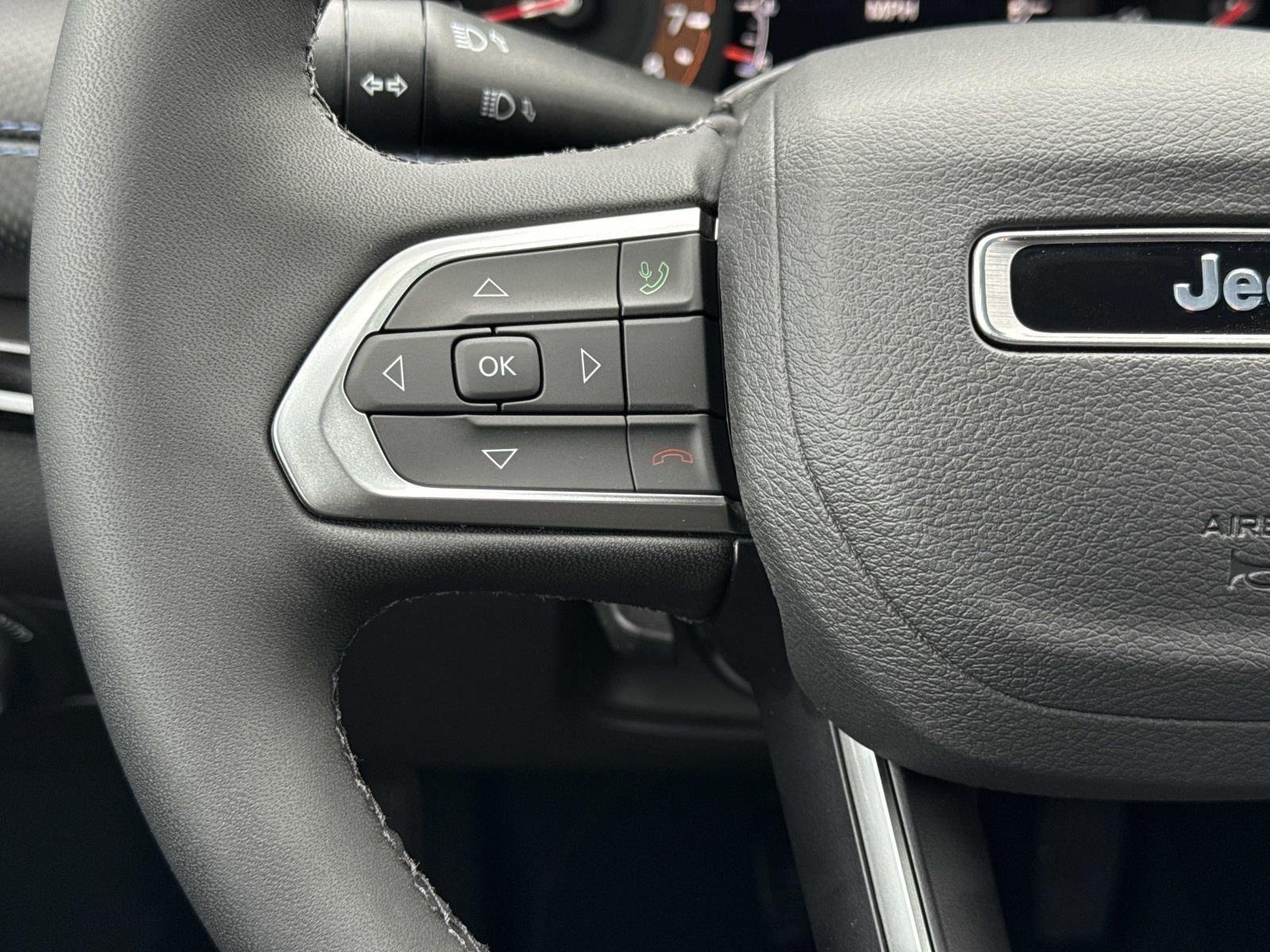 New 2026 Jeep Compass Latitude AWD/4WD image 8