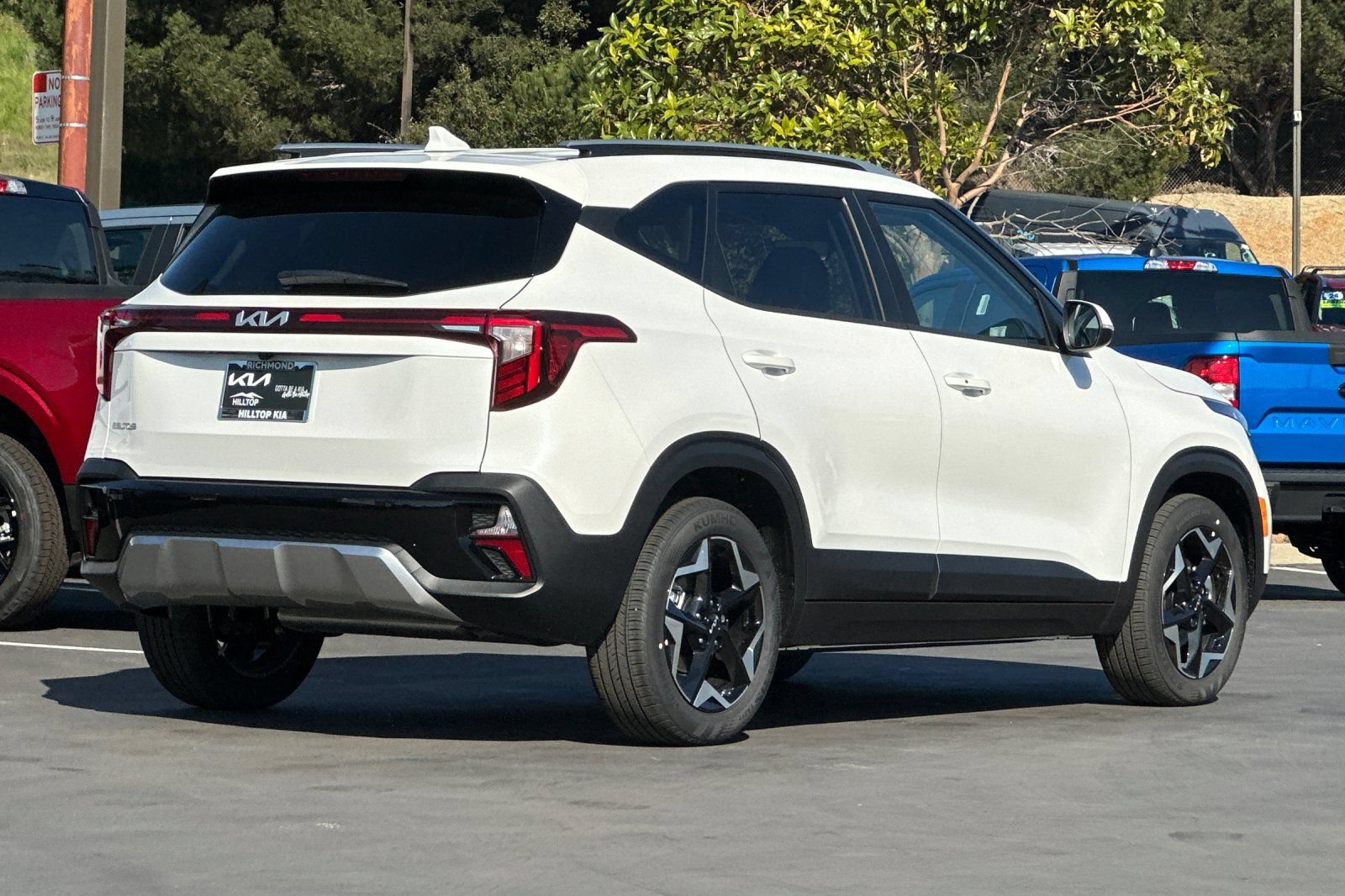 New 2026 Kia Seltos S FWD image 4