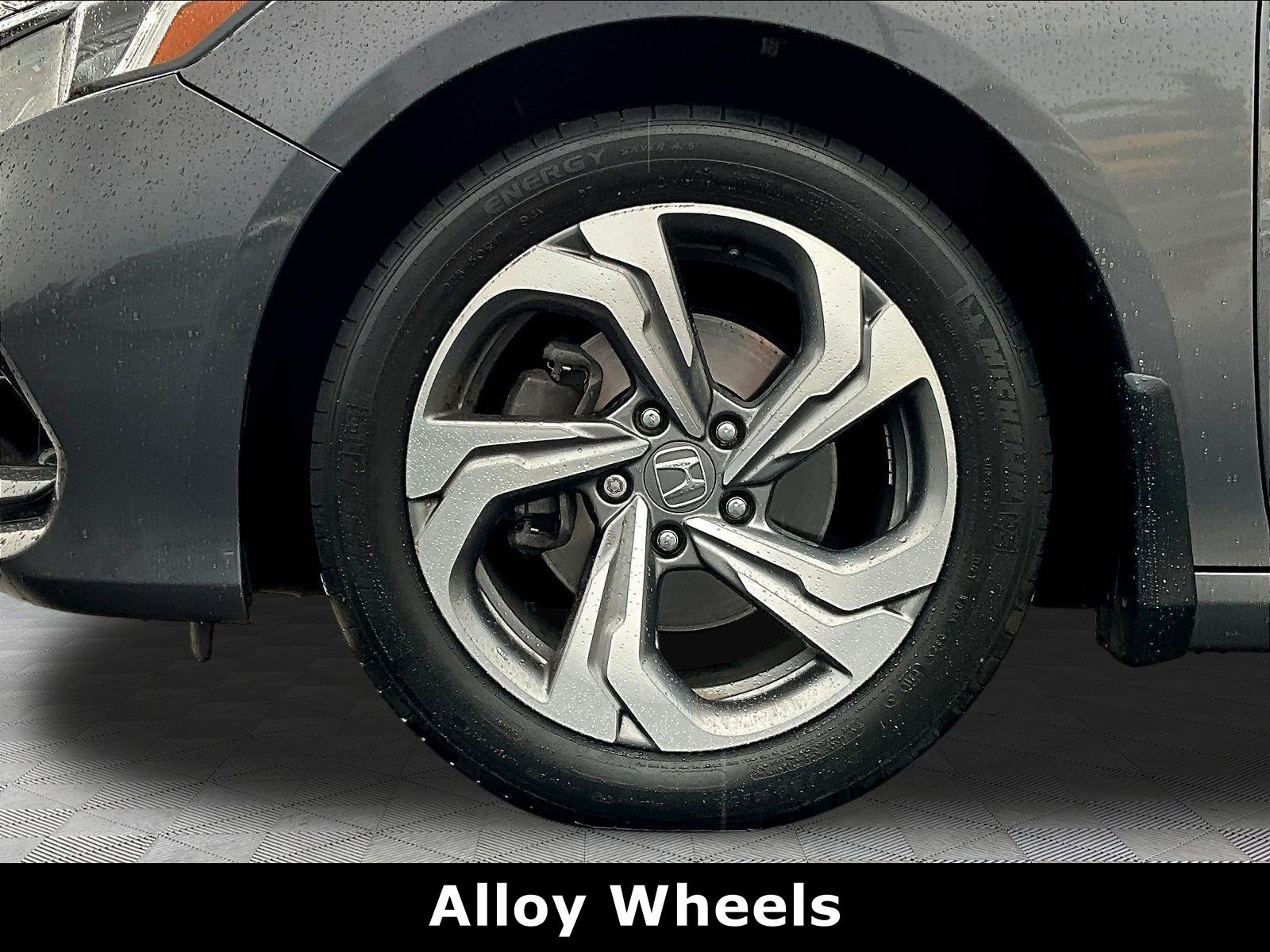 Used 2019 Honda Accord EX image 32