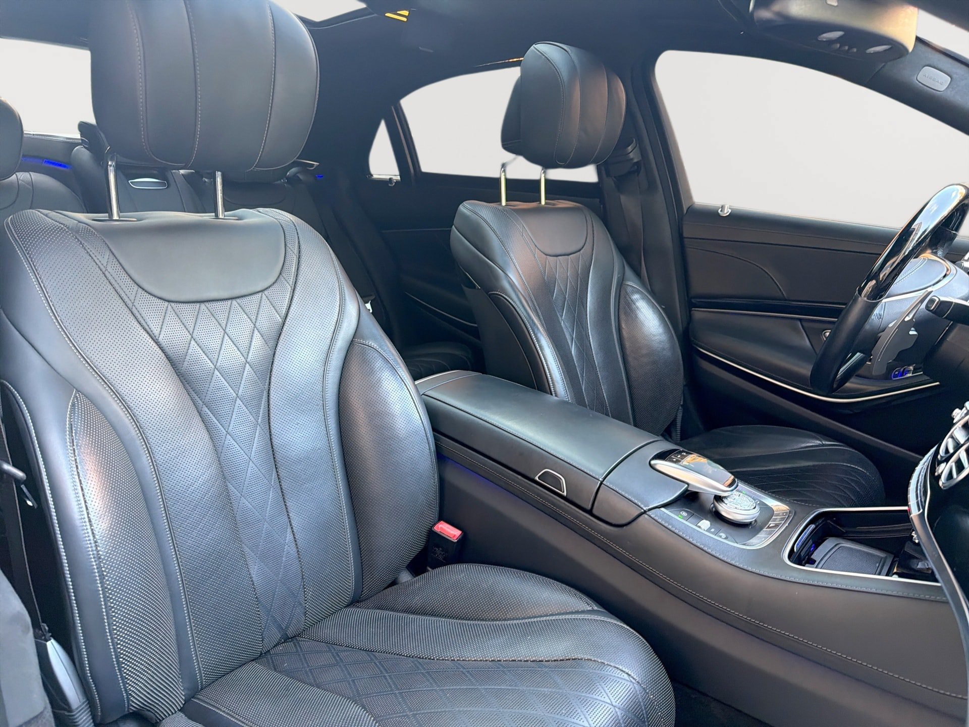Used 2017 Mercedes-Benz S 550 Sedan w/ Sport Package image 28