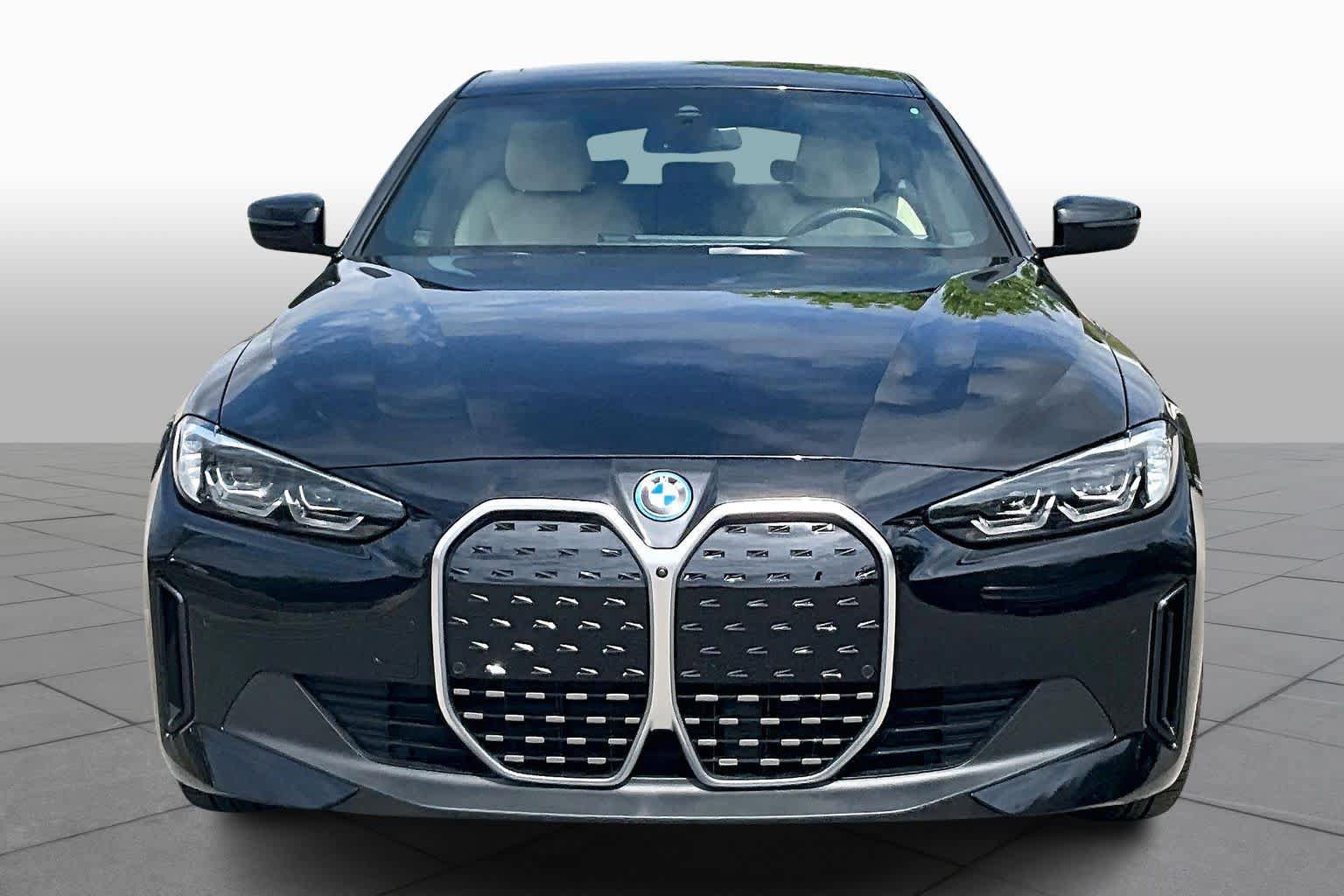 Certified 2023 BMW i4 eDrive35 w/ Premium Package image 3