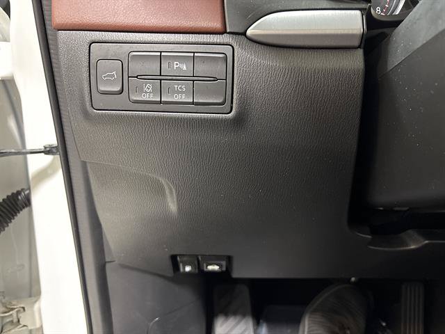 Used 2018 MAZDA CX-9 Signature AWD/4WD image 17