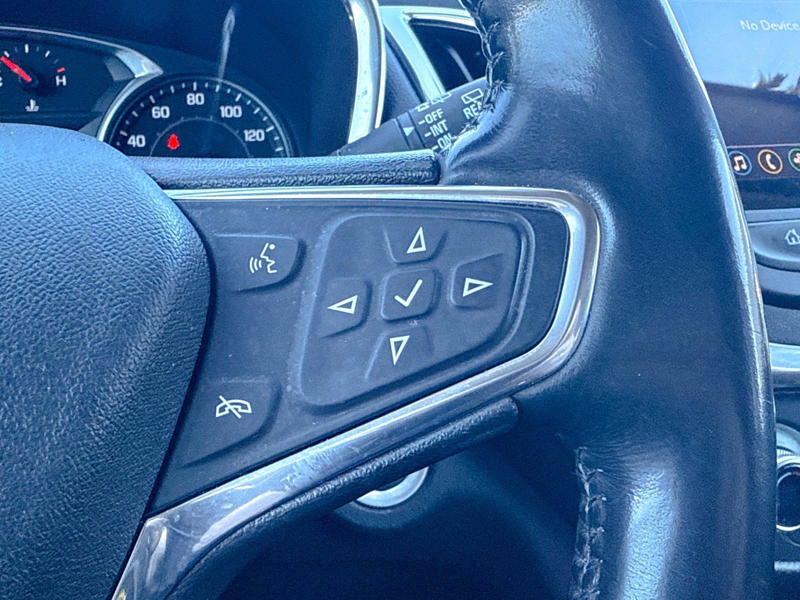 Certified 2020 Chevrolet Equinox Premier image 47