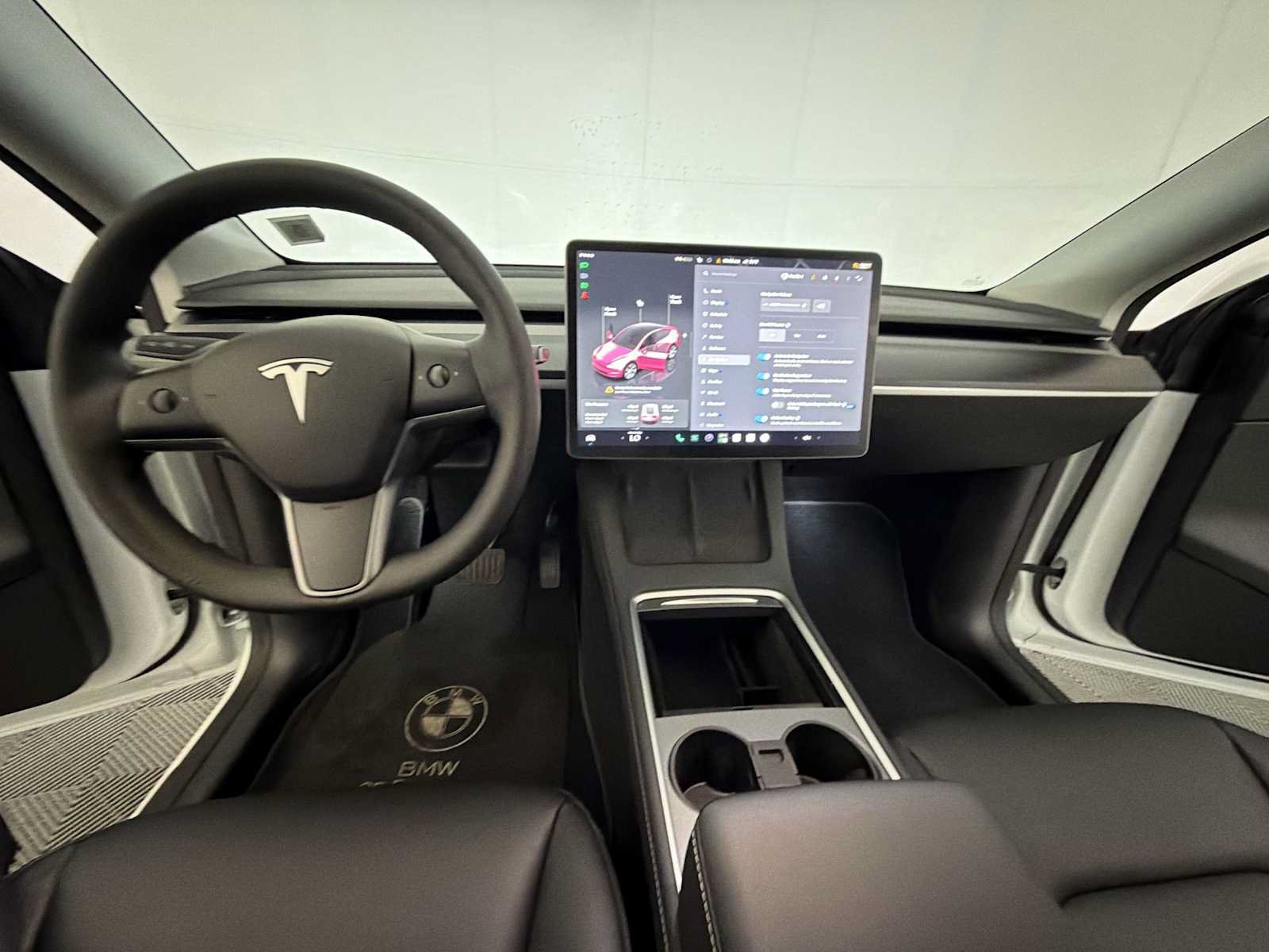 Used 2022 Tesla Model Y Long Range AWD/4WD image 17