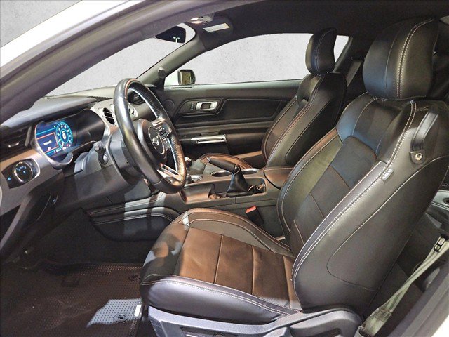 Used 2022 Ford Mustang GT Premium w/ Equipment Group 401A RWD image 15