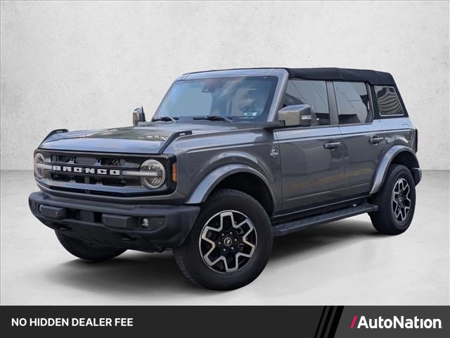 Used 2022 Ford Bronco Outer Banks AWD/4WD image 1