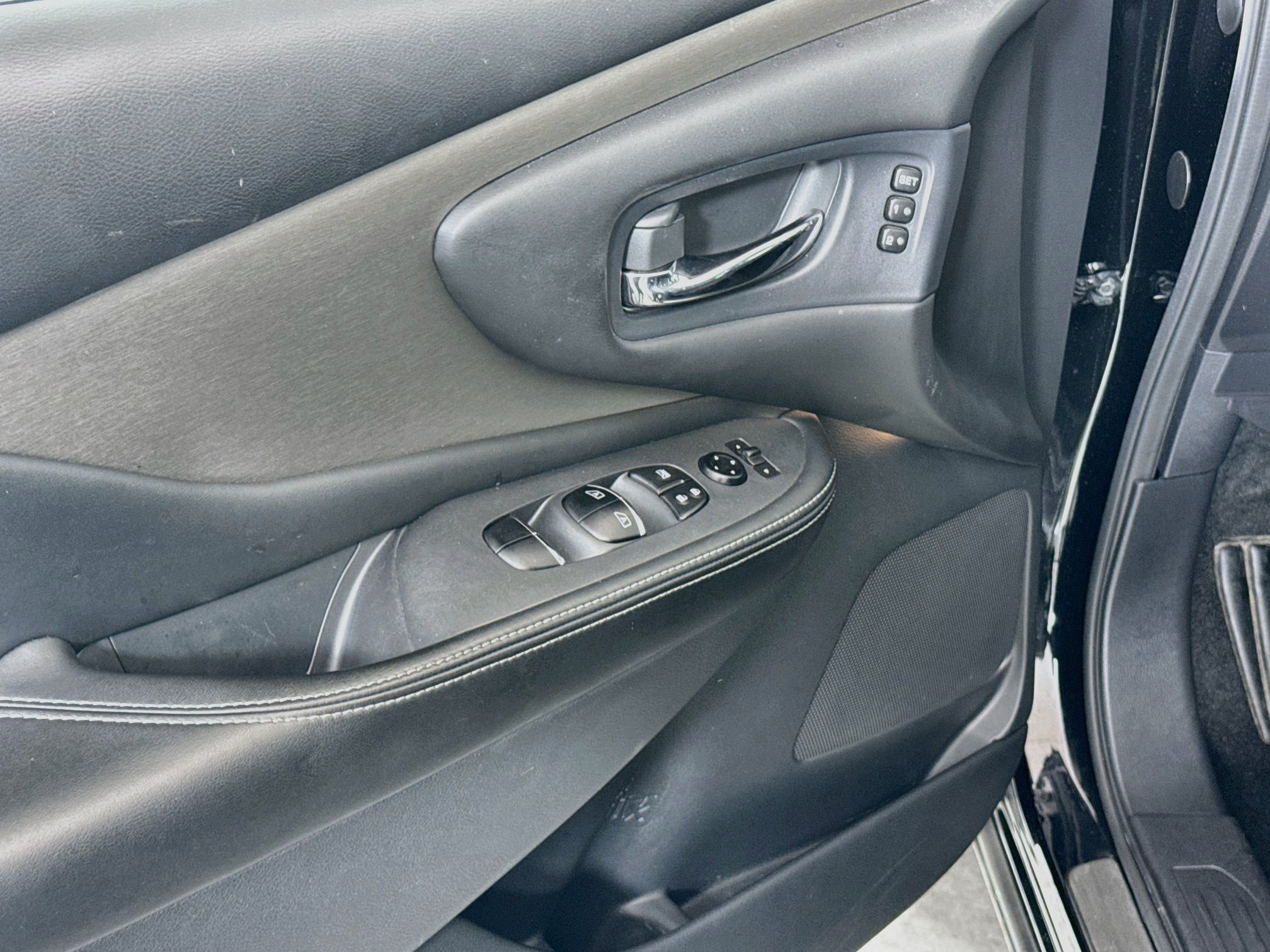 Used 2020 Nissan Murano SL w/ Moonroof Package FWD image 19