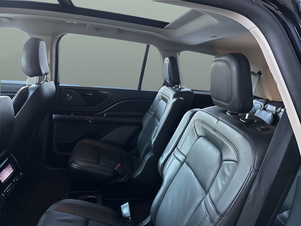 Used 2024 Lincoln Aviator Reserve image 20