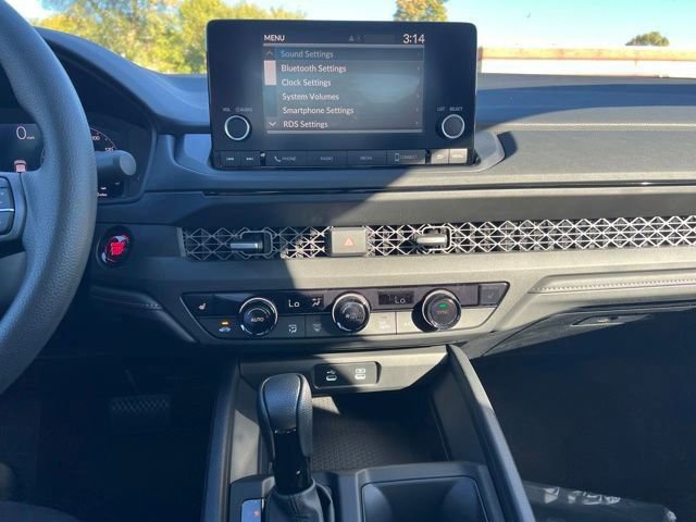 New 2025 Honda Accord SE image 12