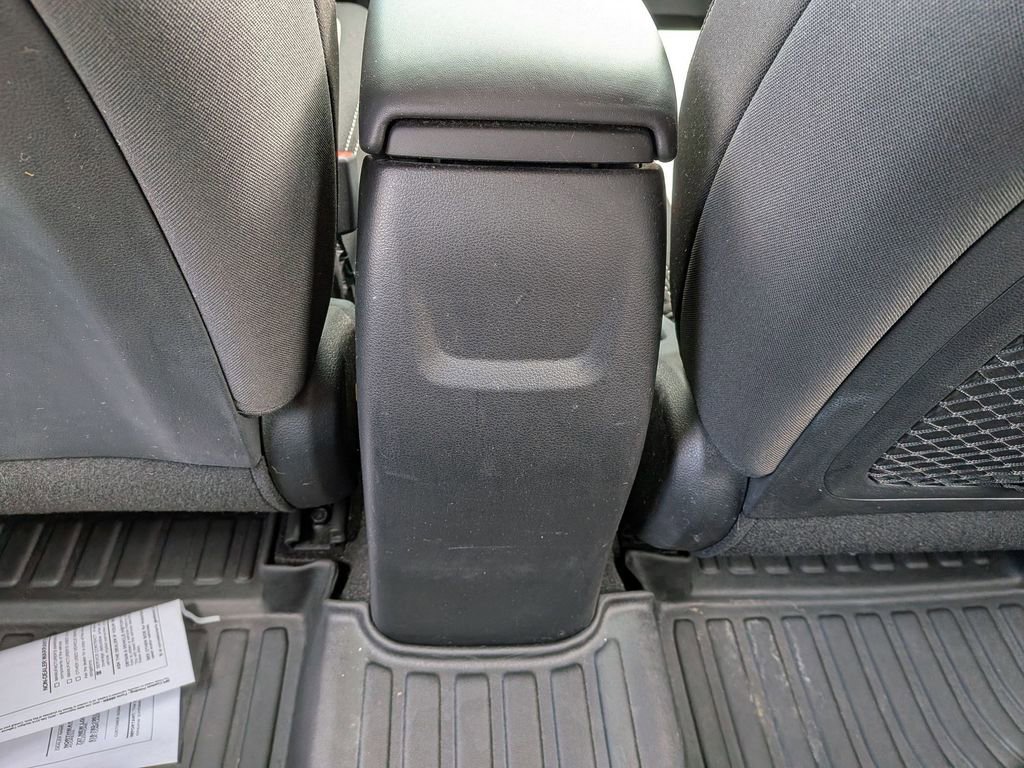 Used 2021 Hyundai Venue SEL image 18