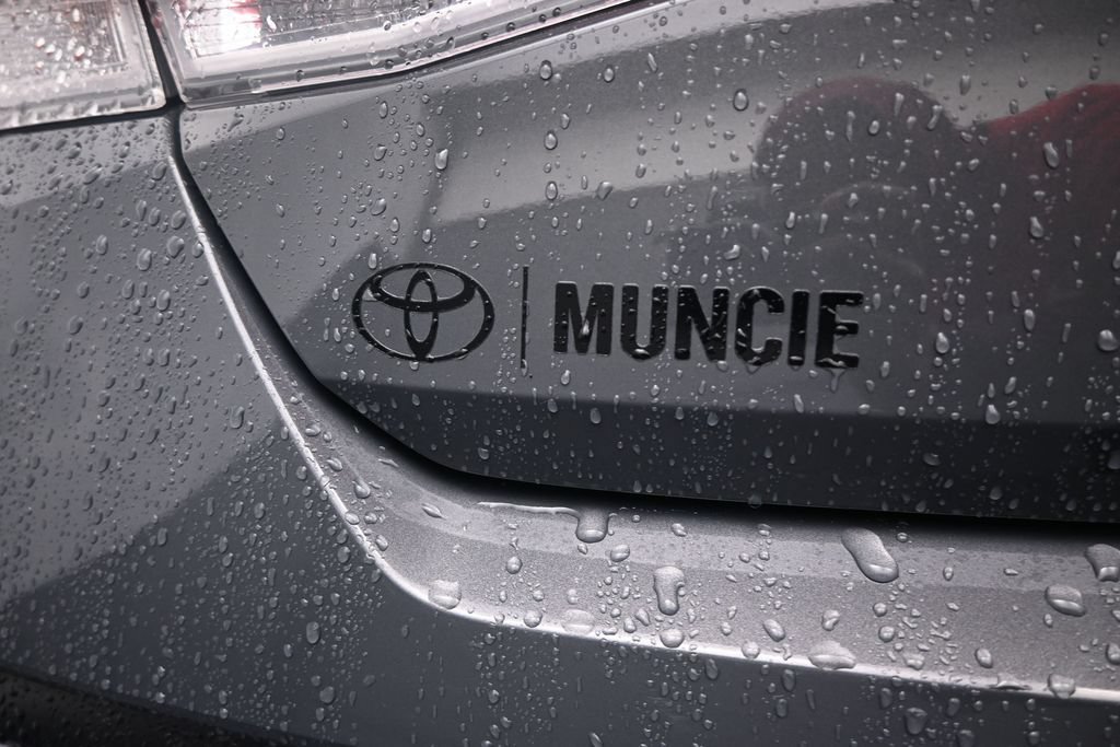 Used 2025 Hyundai Elantra SEL FWD image 35