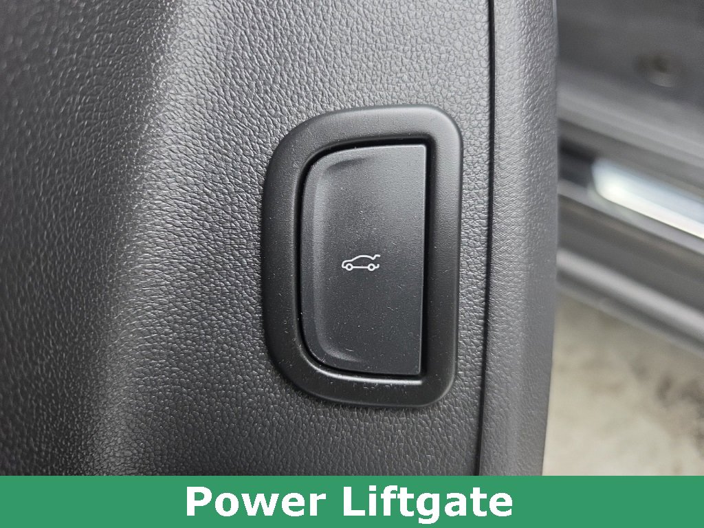 Used 2024 Chevrolet Traverse Z71 w/ Enhanced Driving Package image 23