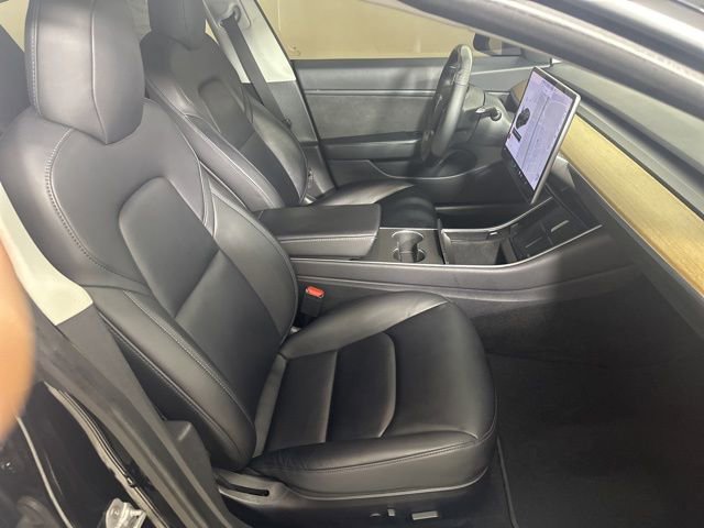 Used 2020 Tesla Model 3 Performance image 17