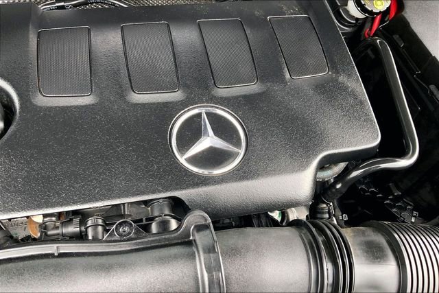Certified 2022 Mercedes-Benz GLB 250 4MATIC image 29
