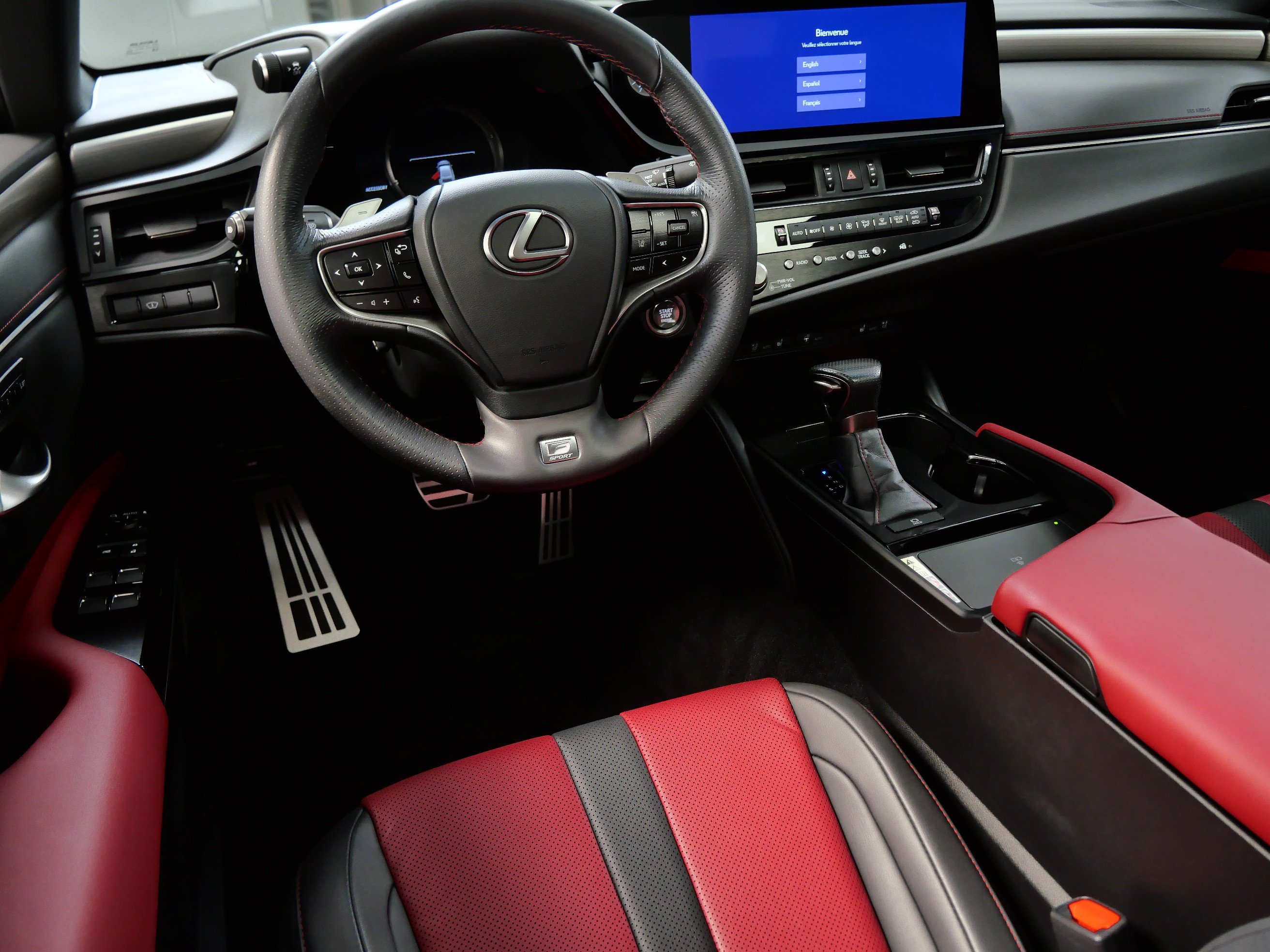 Used 2023 Lexus ES 350 F Sport FWD image 2