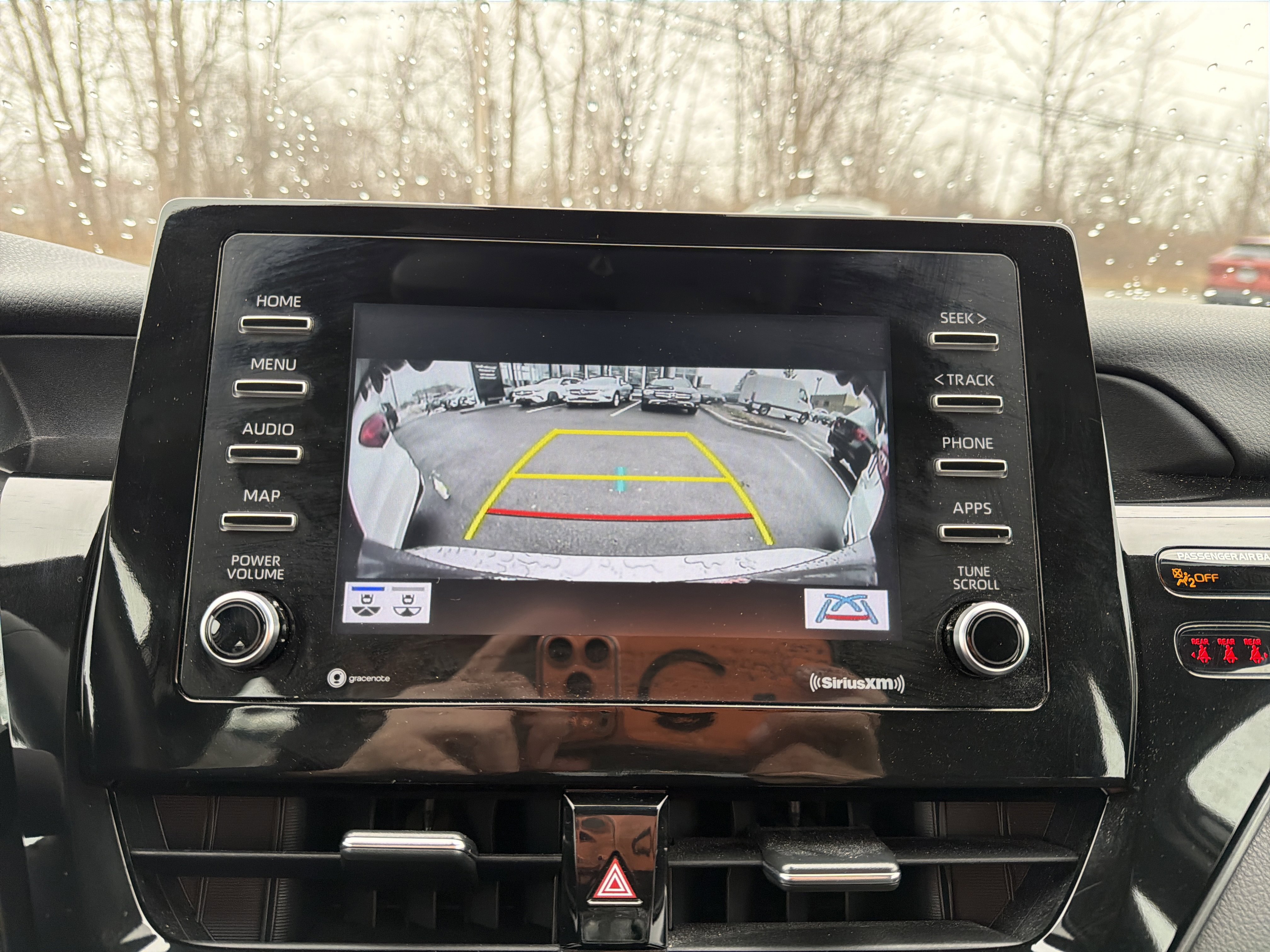 Used 2023 Toyota Camry SE w/ Cold Weather Package image 19