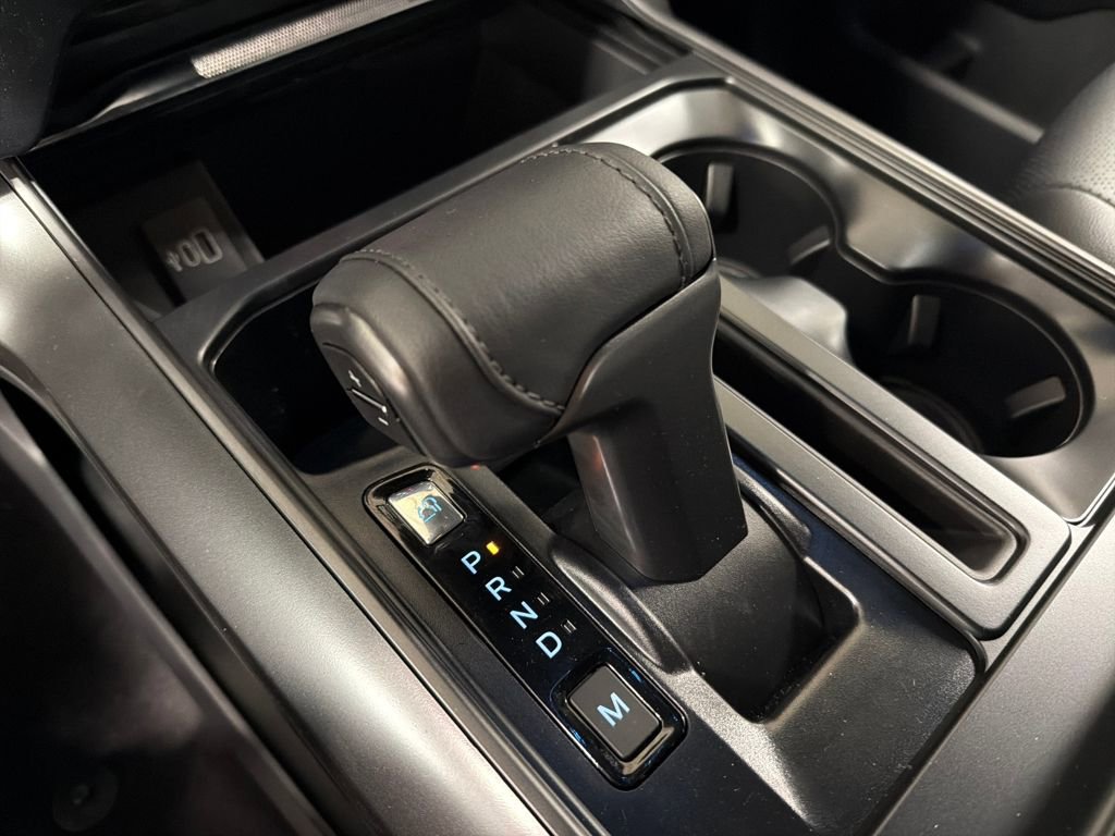 New 2025 Ford F150 Lariat w/ Equipment Group 501A Mid image 27