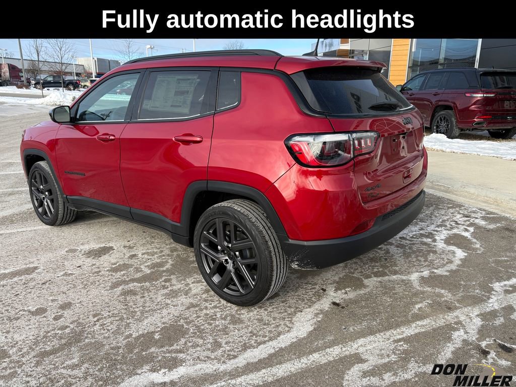 New 2026 Jeep Compass Latitude image 7