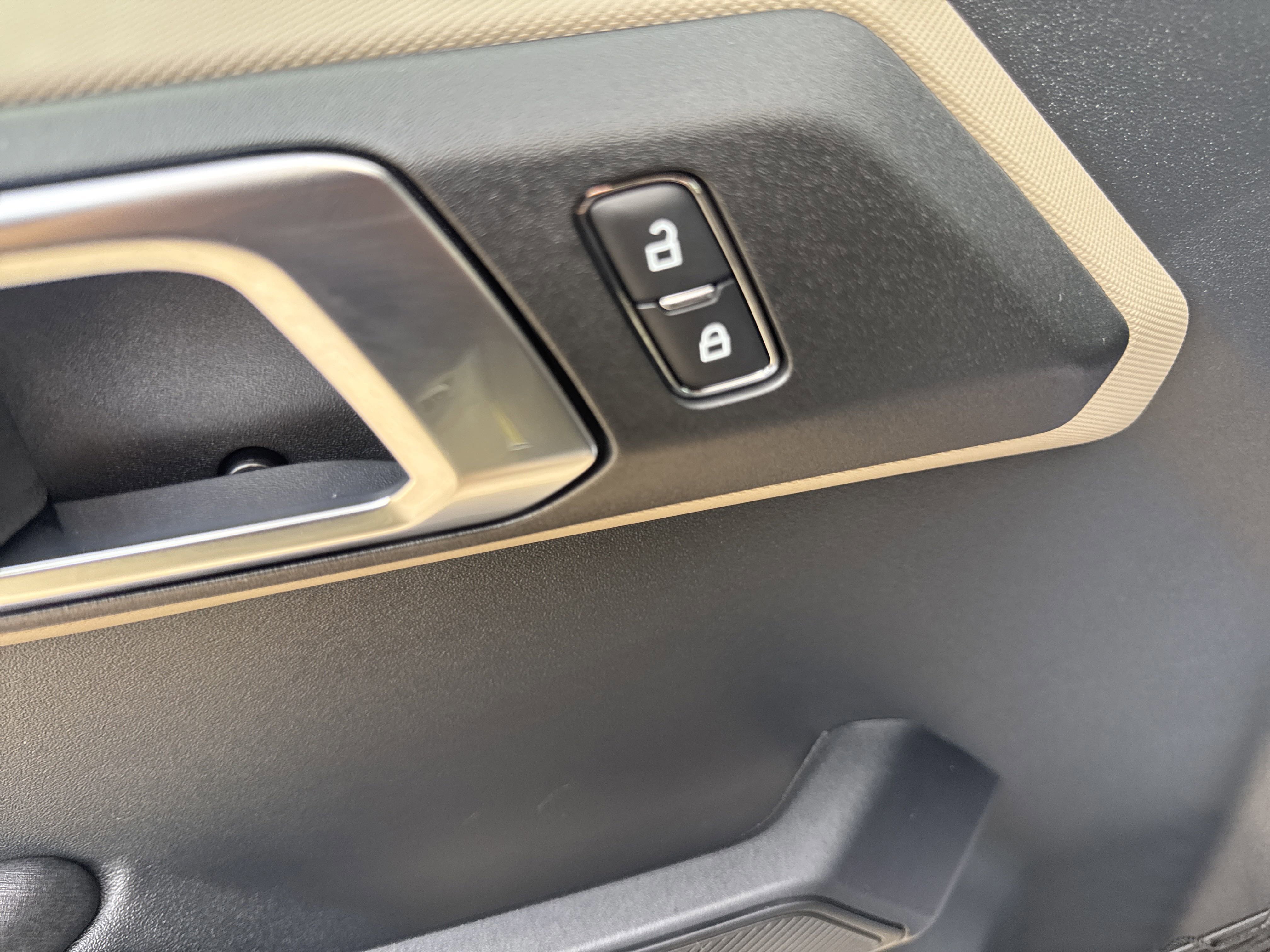 New 2025 Ford Bronco Big Bend image 18