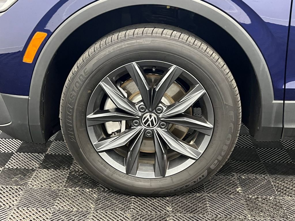 Used 2022 Volkswagen Tiguan SE image 10