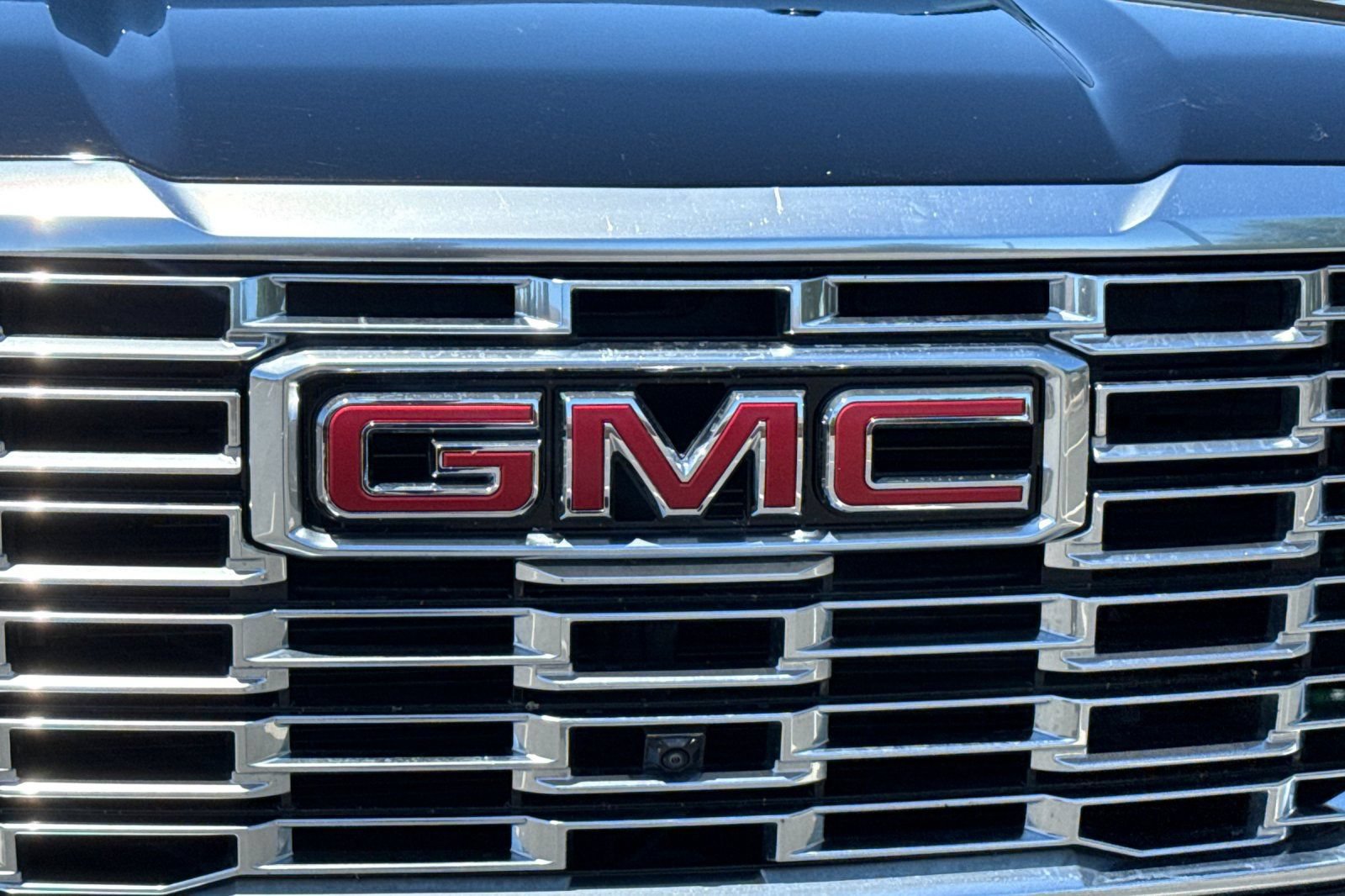Used 2025 GMC Yukon Denali AWD/4WD image 8
