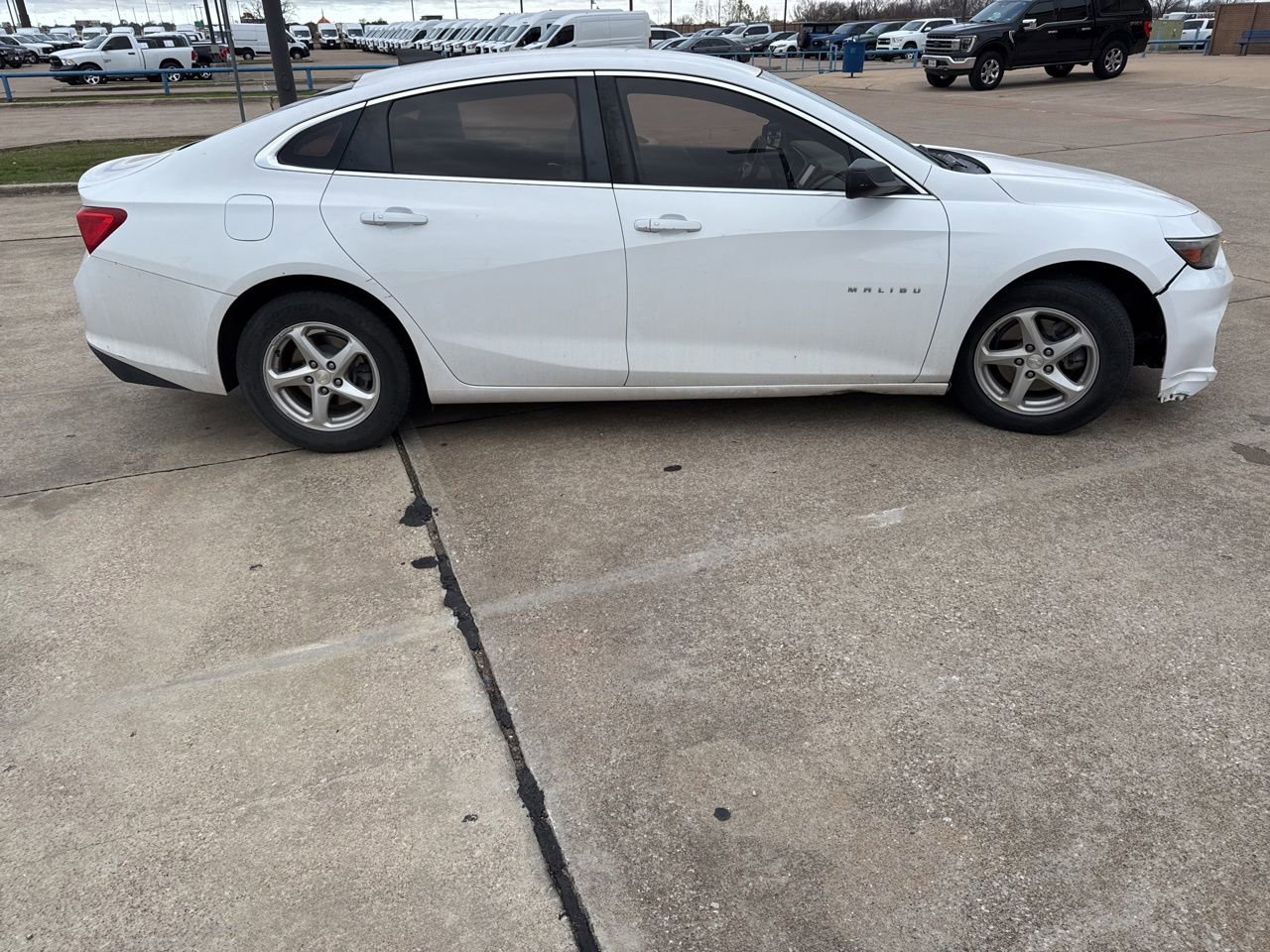 Used 2016 Chevrolet Malibu LS image 17