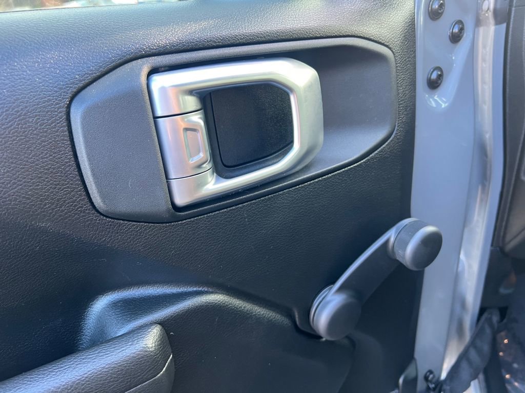 Certified 2023 Jeep Wrangler Sport image 13