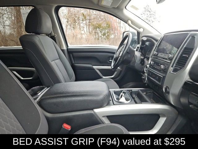 Used 2021 Nissan Titan SV w/ SV Convenience Package image 6