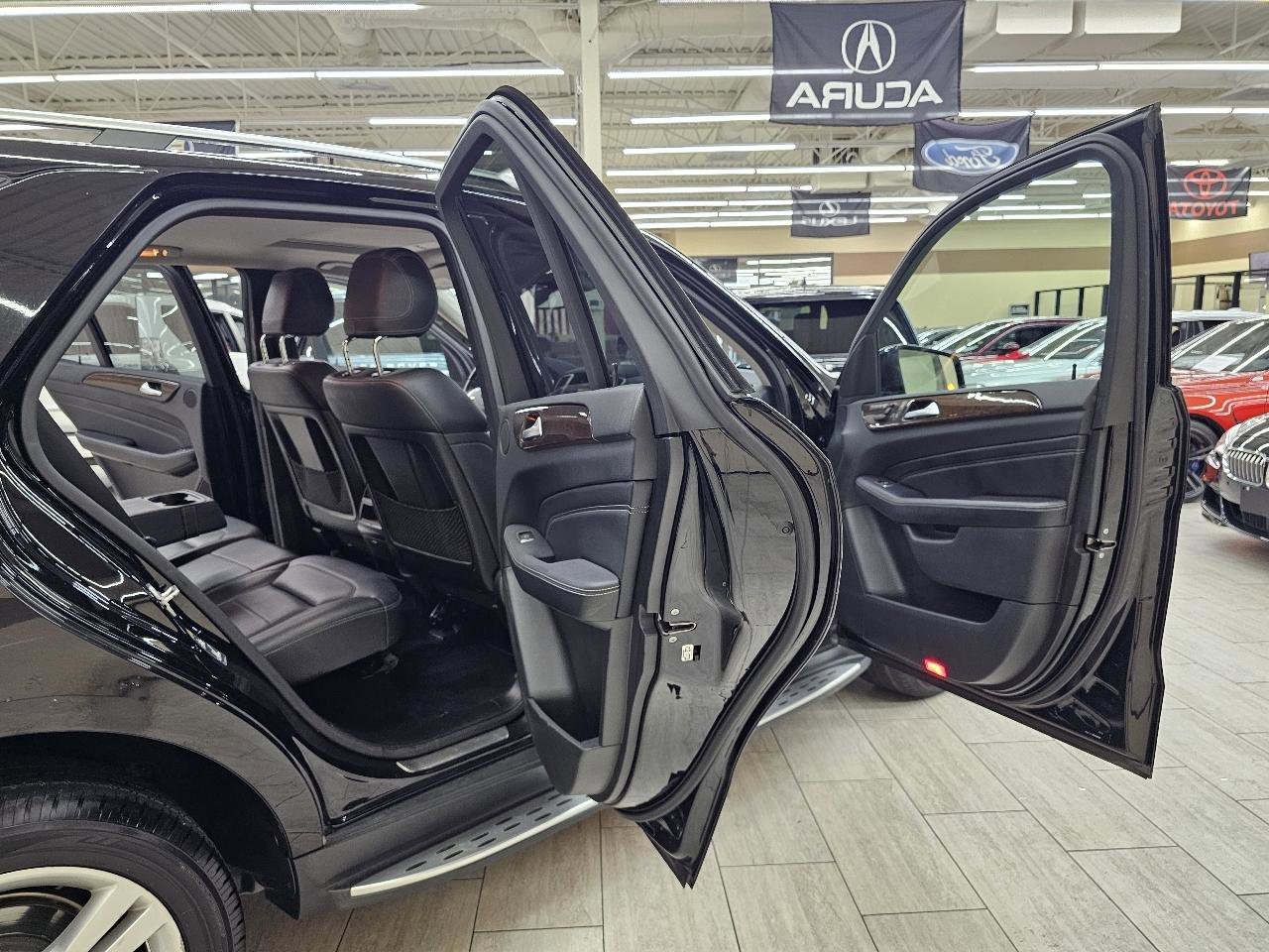 Used 2012 Mercedes-Benz ML 350 BlueTEC 4MATIC image 15