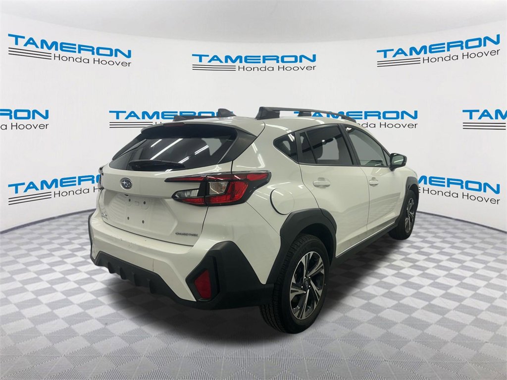 Used 2024 Subaru Crosstrek 2.0i Premium image 5