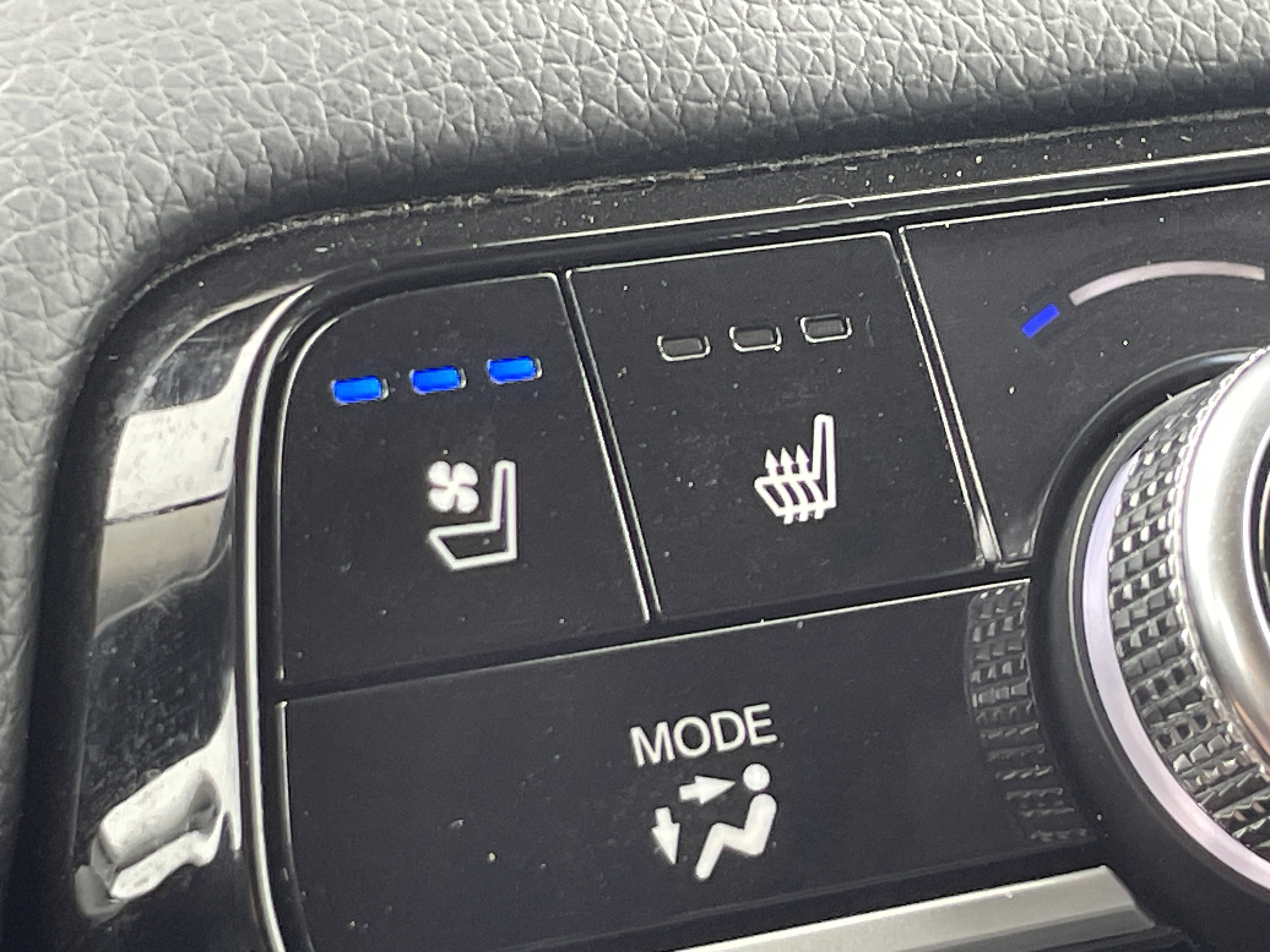 Used 2023 Honda Pilot Elite image 13