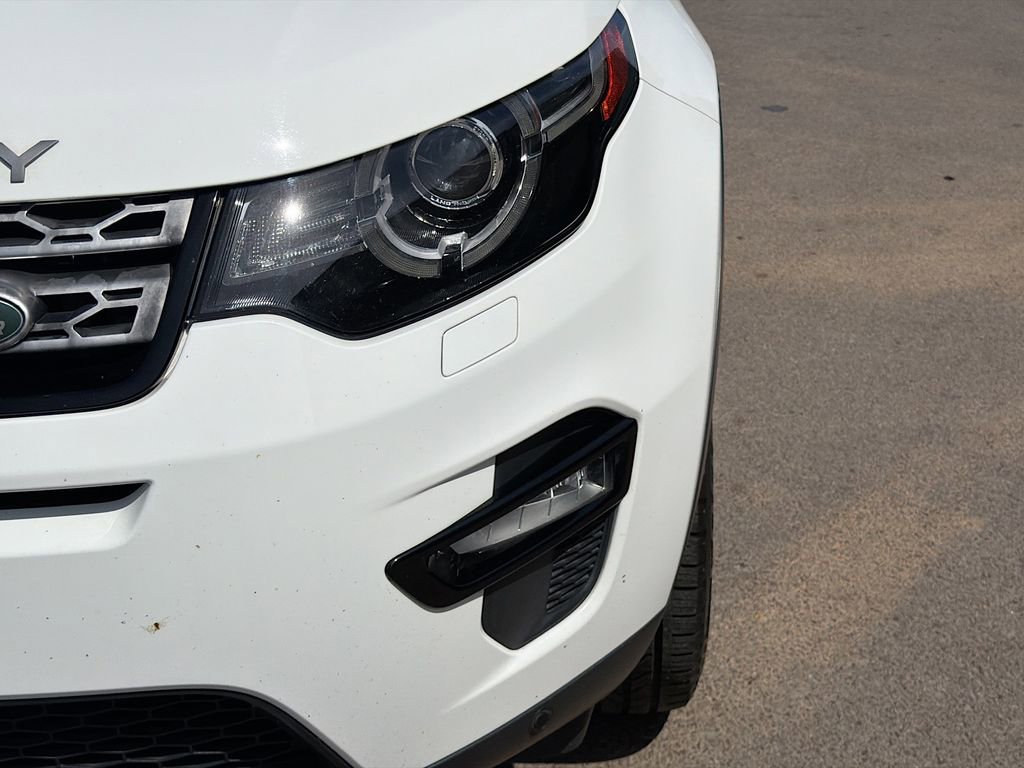 Used 2018 Land Rover Discovery Sport HSE image 10