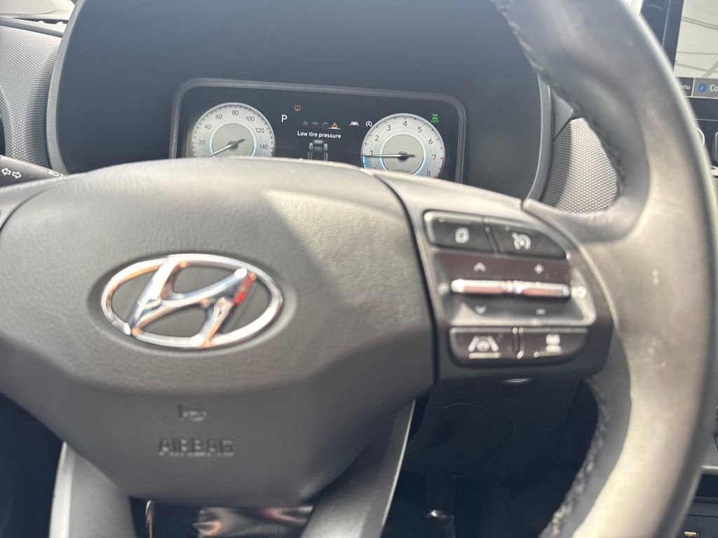 Used 2022 Hyundai Kona Limited w/ Cargo Package AWD/4WD image 44