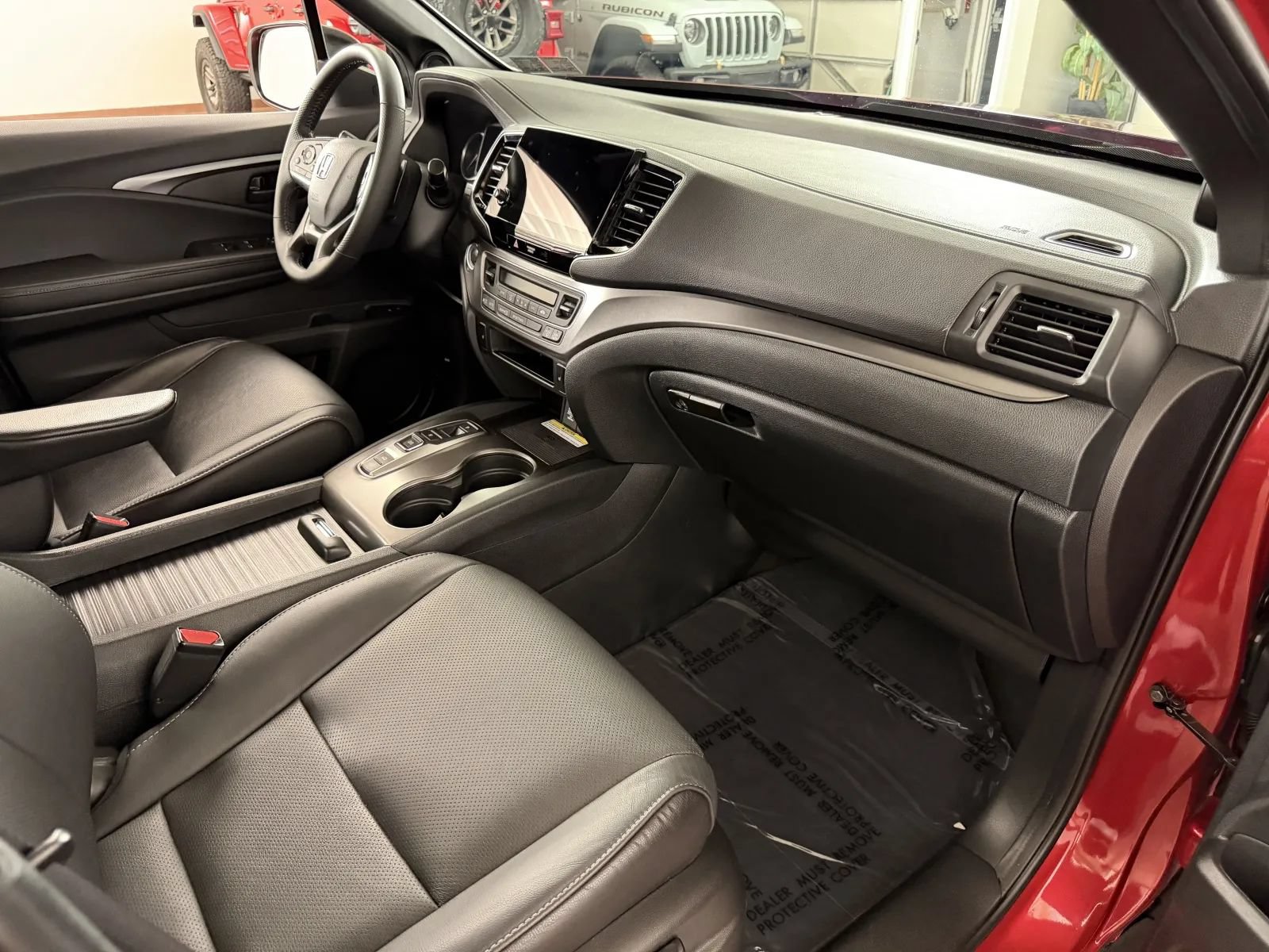 Used 2023 Honda Passport EX-L image 37