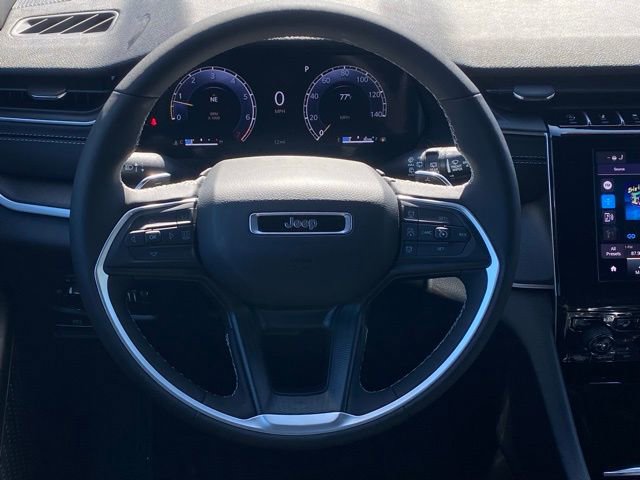 New 2025 Jeep Grand Cherokee L Laredo w/ Luxury Tech Group I AWD/4WD image 38