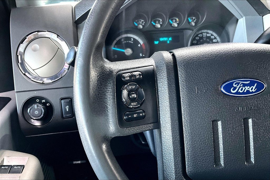 Used 2016 Ford F250 XLT w/ Snow Plow Prep Package AWD/4WD image 10