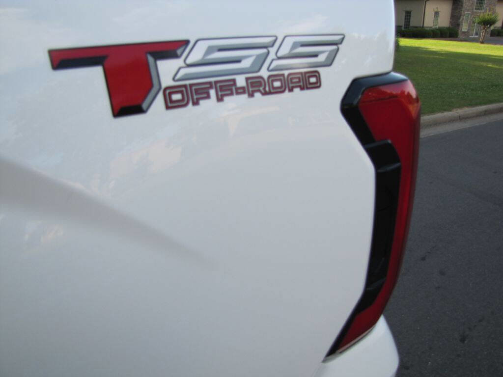 Used 2023 Toyota Tundra SR5 AWD/4WD image 35