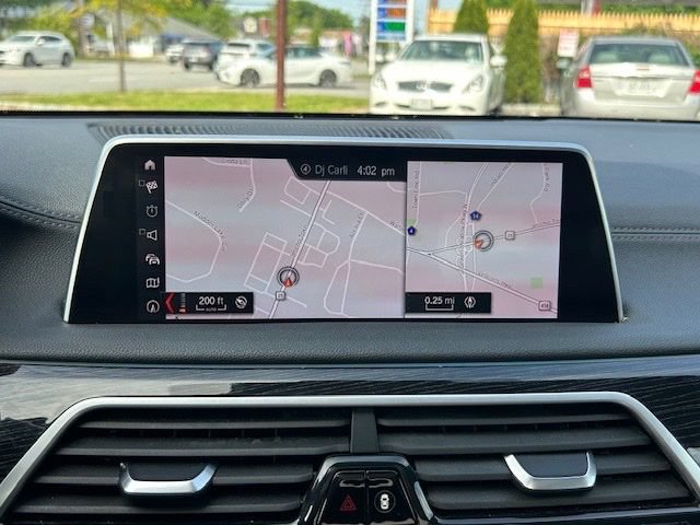 Used 2019 BMW 740i xDrive w/ M Sport Package AWD/4WD image 30