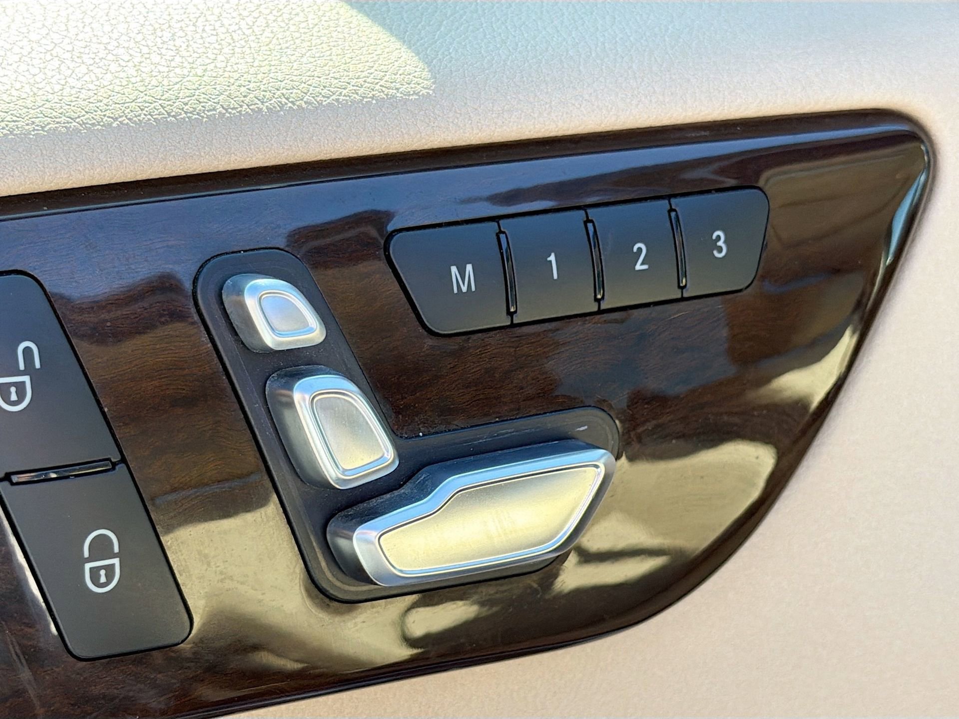 Used 2018 Mercedes-Benz GLE 350 image 25