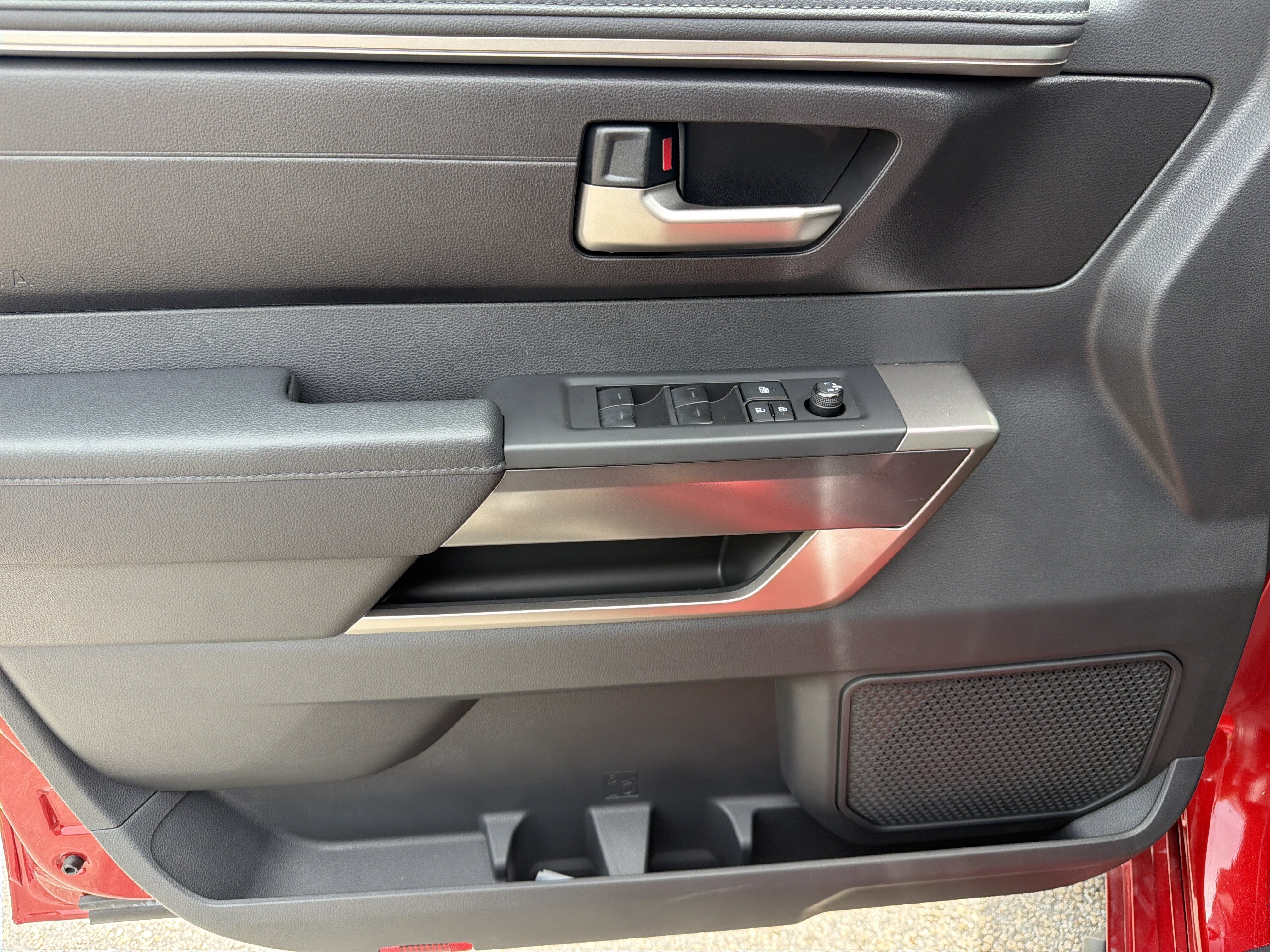 New 2025 Toyota Tundra SR5 AWD/4WD image 10