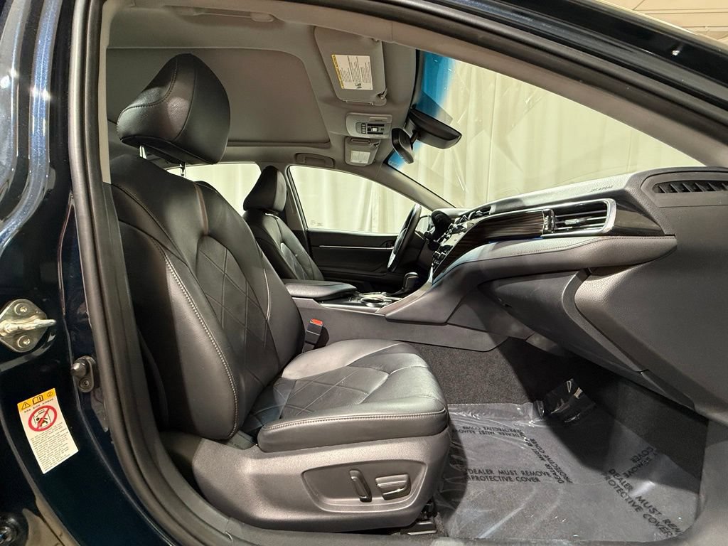 Used 2018 Toyota Camry XLE w/ Audio Package FWD image 22