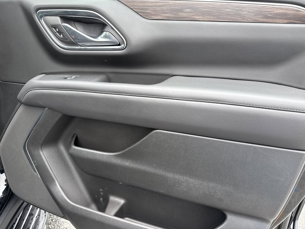 Used 2023 Chevrolet Tahoe LS AWD/4WD image 14
