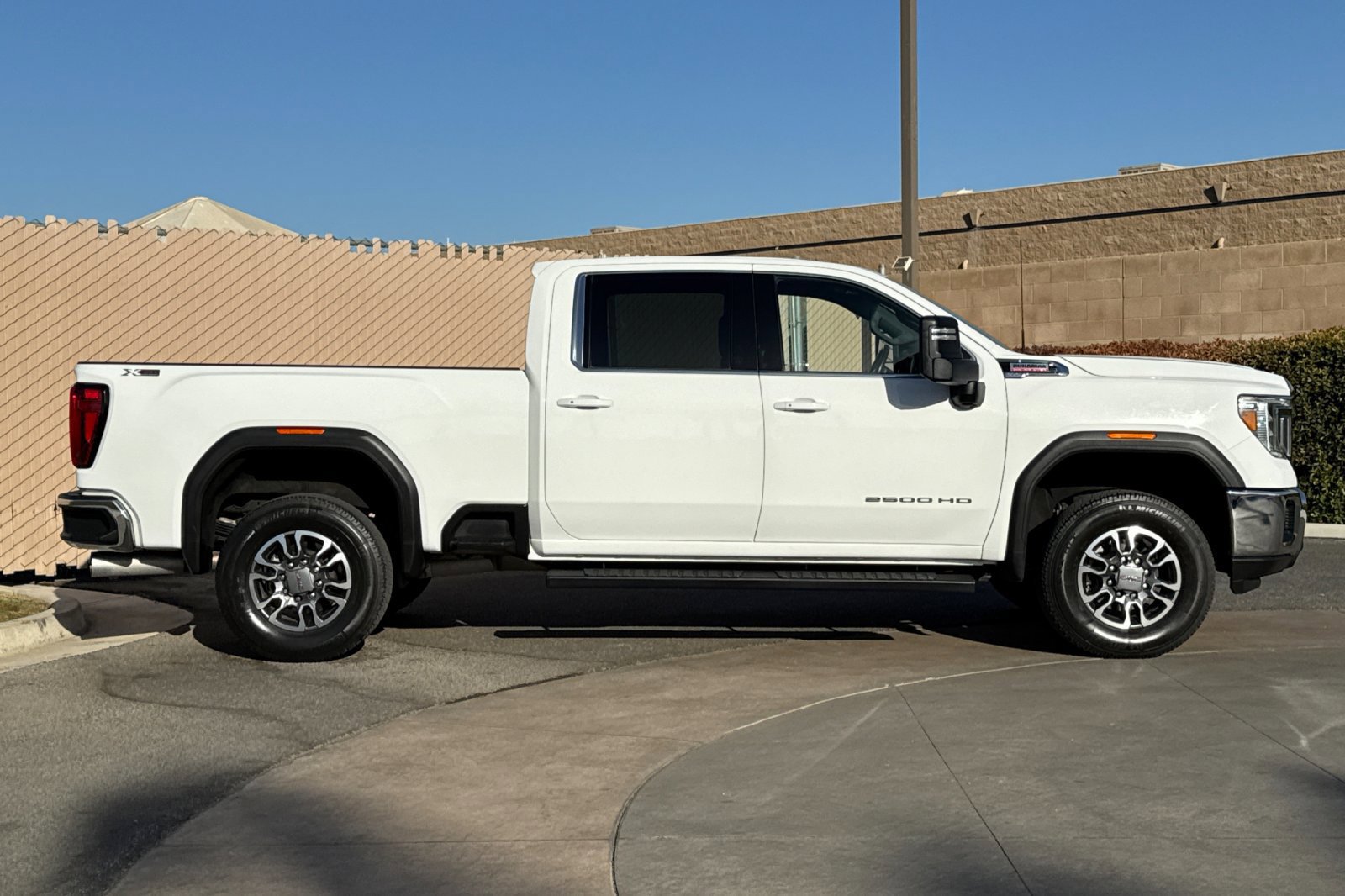 Certified 2023 GMC Sierra 2500 SLE w/ SLE Value Package; AWD/4WD image 3