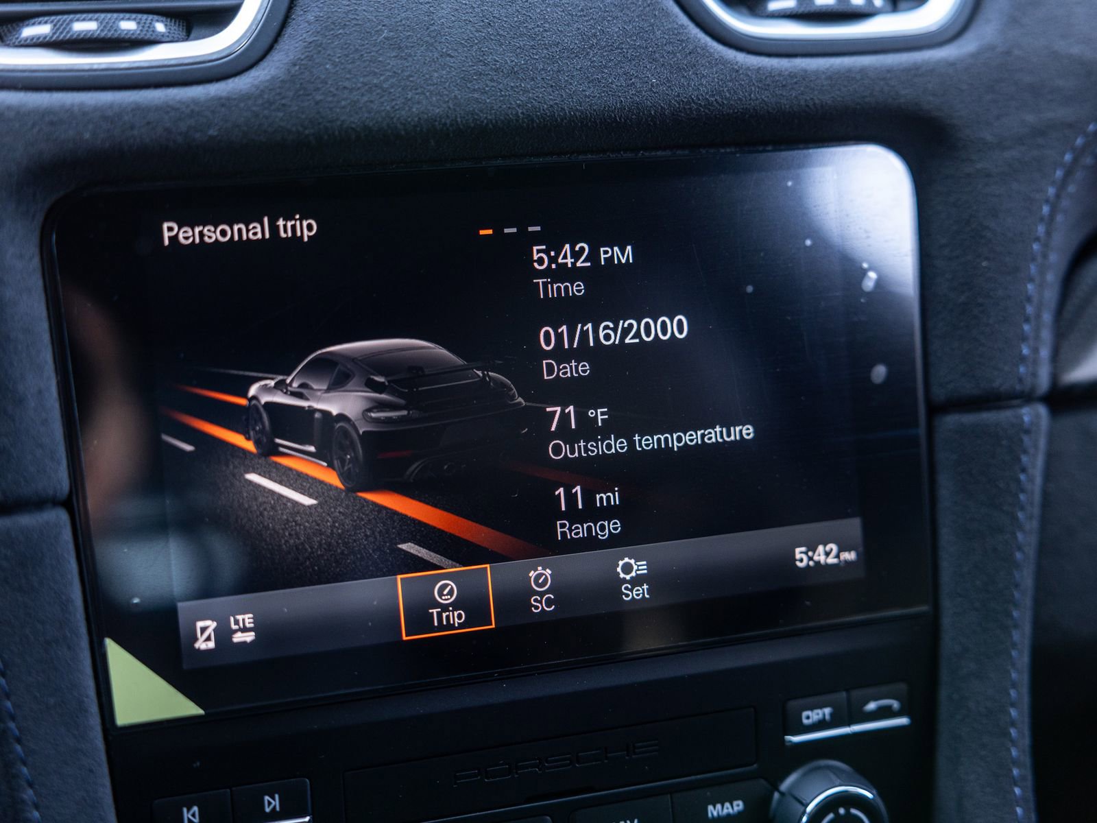 Certified 2025 Porsche 718 Cayman GT4 RS RWD image 55