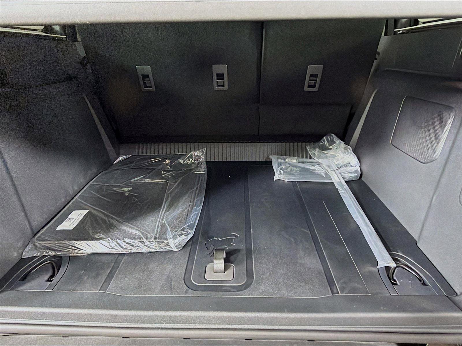 New 2025 Ford Bronco Badlands image 26